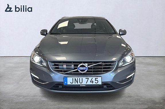 Volvo V60 6 of 27