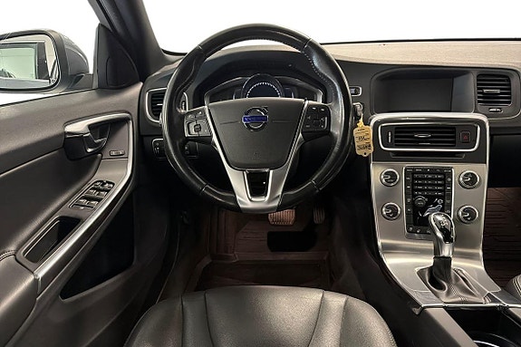 Volvo V60 11 of 27