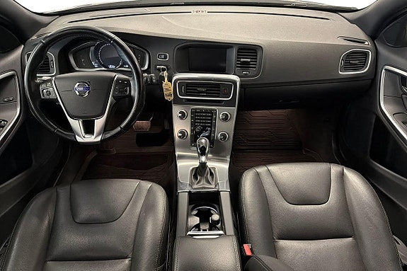 Volvo V60 10 of 27