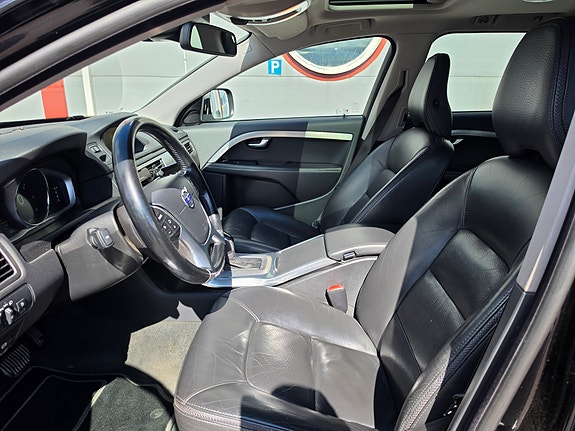 Volvo XC70 7 of 11