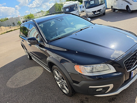 Volvo XC70 4 of 11