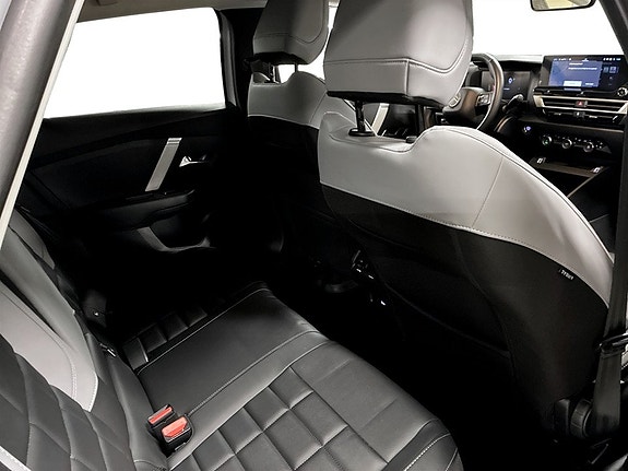 Citroen C4 15 of 19