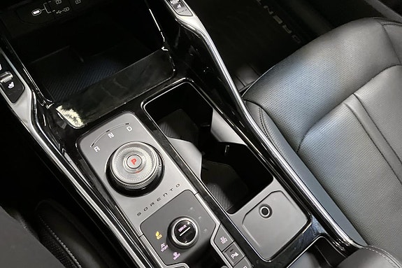 Kia Sorento 16 of 22