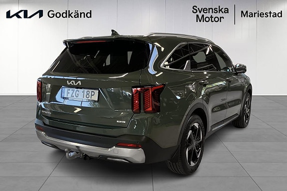 Kia Sorento 4 of 22