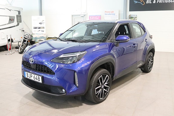 Toyota Yaris Cross 2 of 10