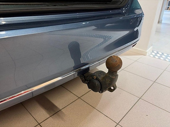 Volkswagen Passat 21 of 23