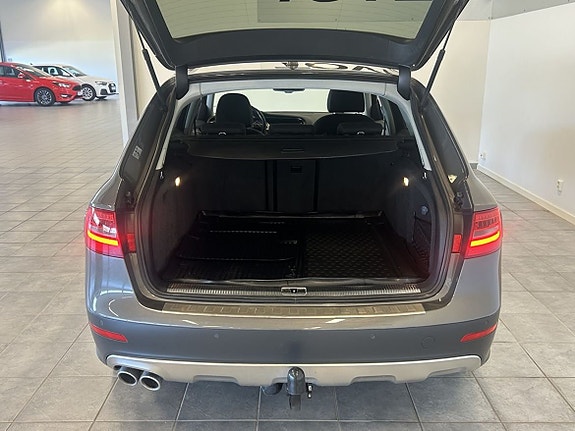 Audi A4 allroad 8 of 19