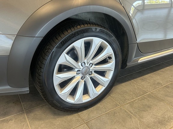 Audi A4 allroad 3 of 19