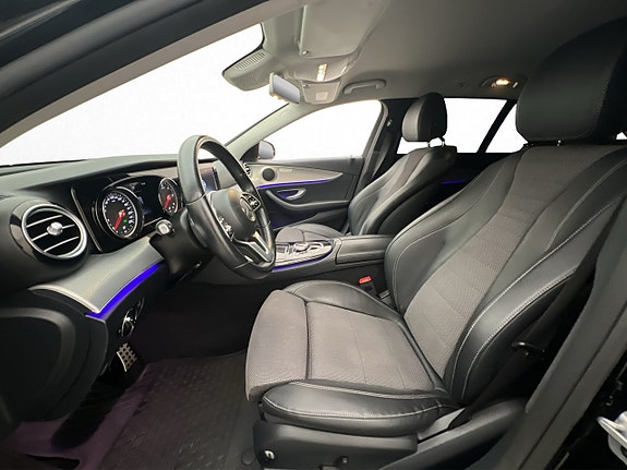 Mercedes-Benz E200 11 of 30