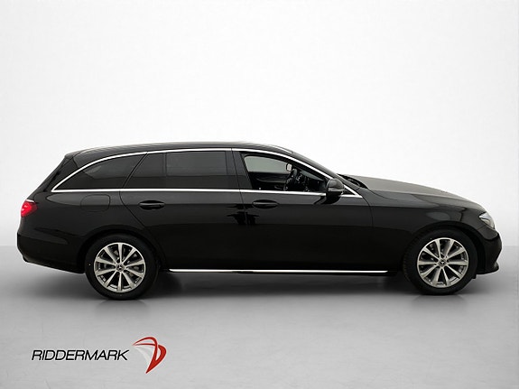 Mercedes-Benz E200 9 of 30