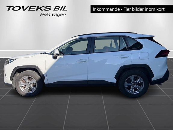 Toyota RAV4 2 of 4