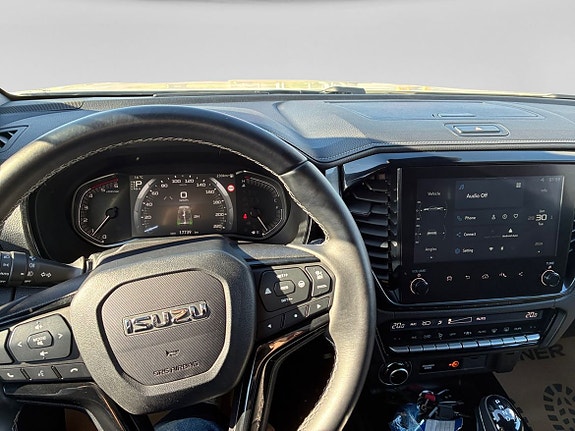 Isuzu D-max 11 of 16