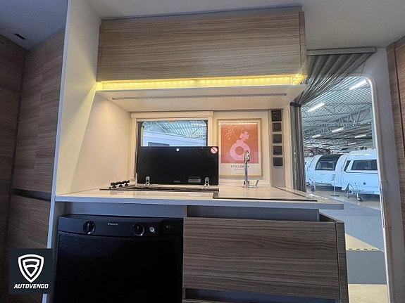 Adria Altea 432 PX 11 of 12