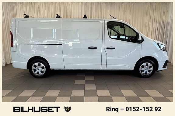 Renault Trafic 2 of 24