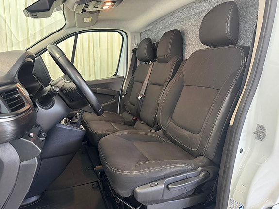 Renault Trafic 8 of 24