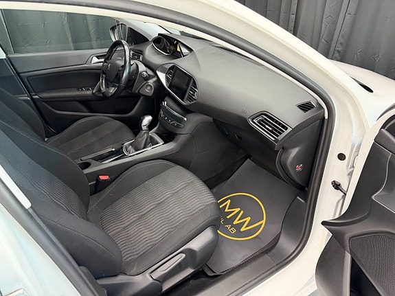 Peugeot 308 6 of 14