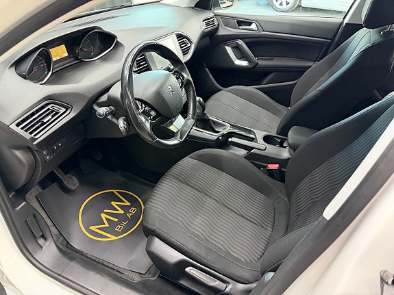 Peugeot 308 5 of 14