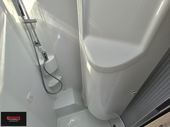Adria Compact Supreme SL *Automat 9 of 11