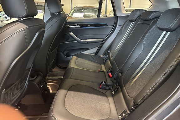BMW X1 7 of 12
