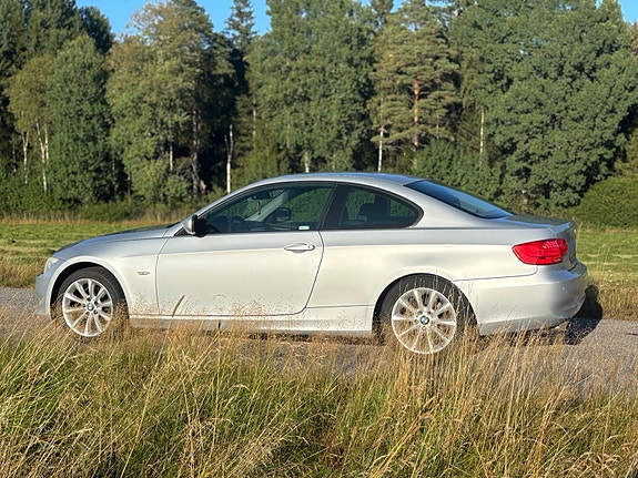 BMW 320d 4 of 7