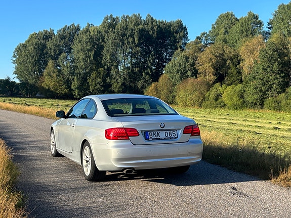BMW 320d 5 of 7