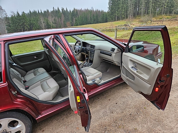 Volvo S70 8 of 14