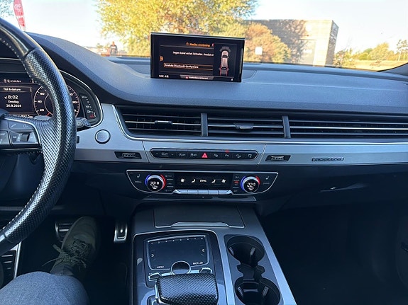 Audi Q7 16 of 30