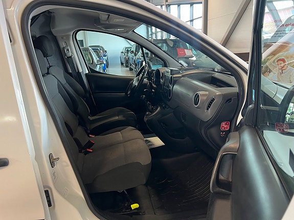 Peugeot Partner 10 of 16