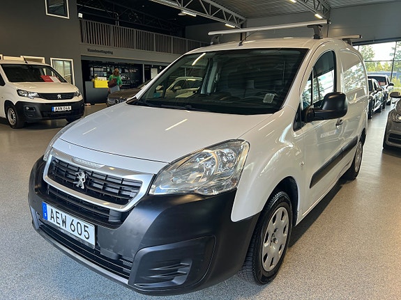 Peugeot Partner 9 of 16