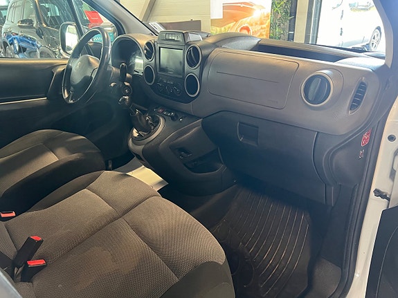 Peugeot Partner 11 of 16