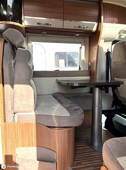 Adria Coral S670SL // Fin, hemtrevlig och bra utrustad för nya äventyr! 13 of 21