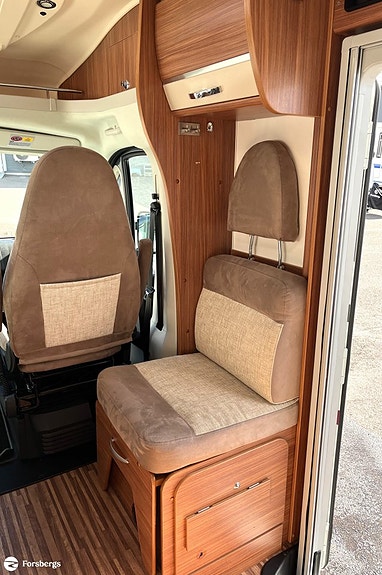 Adria Coral S670SL // Fin, hemtrevlig och bra utrustad för nya äventyr! 14 of 21