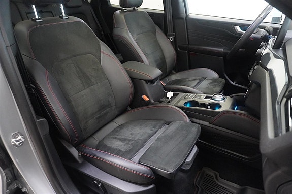 Ford Kuga 10 of 20