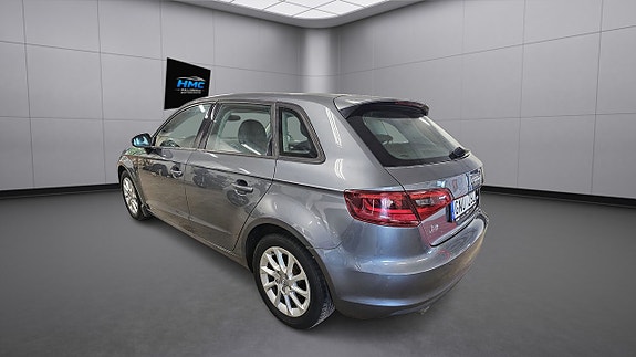 Audi A3 4 of 8
