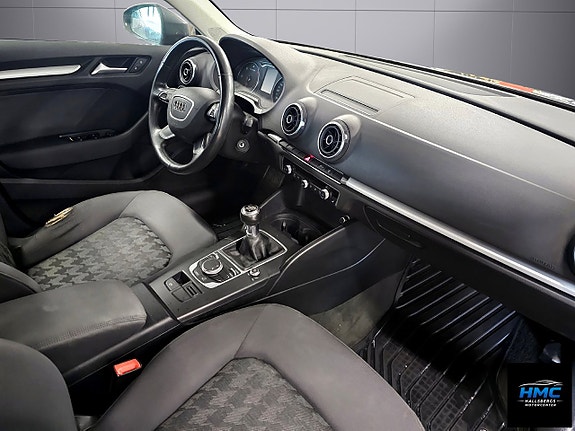 Audi A3 8 of 8