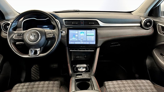 MG ZS 4 of 18