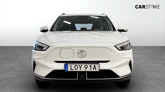 MG ZS 8 of 18