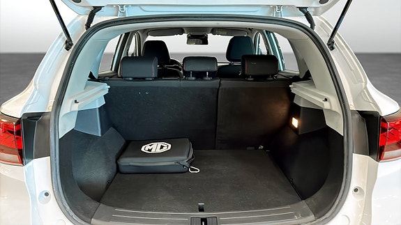 MG ZS 10 of 18