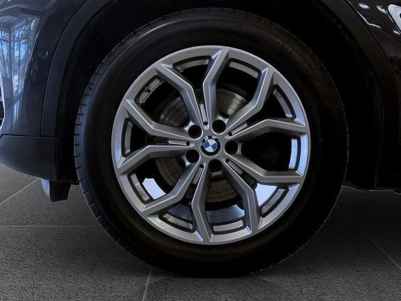 BMW X3 17 of 17