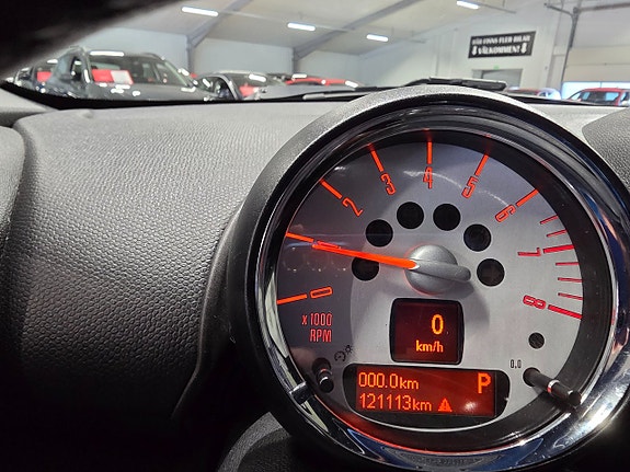 MINI Cooper 10 of 10