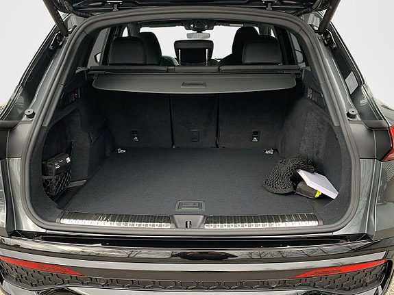 Audi Q5 10 of 12