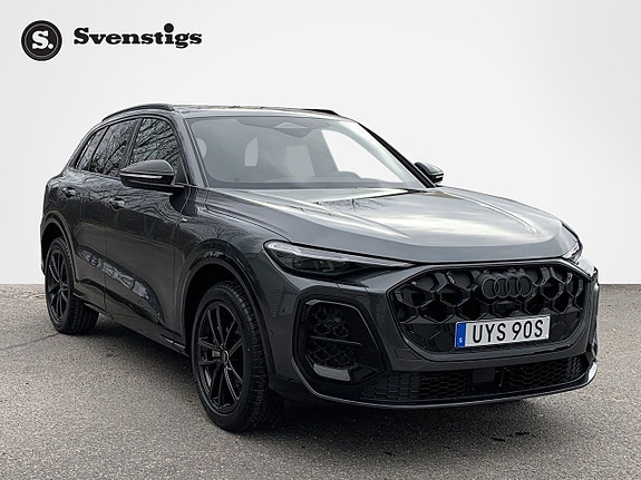 Audi Q5 2 of 12