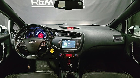 Kia Ceed 10 of 30