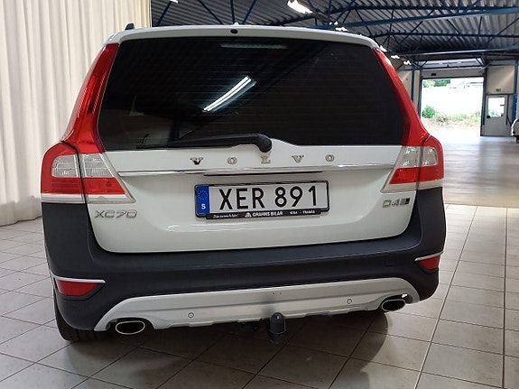 Volvo XC70 5 of 16