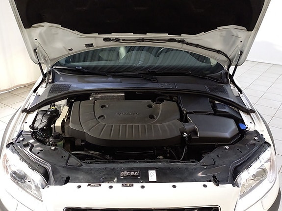 Volvo XC70 15 of 16