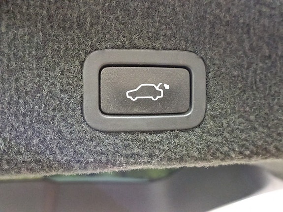 Volvo XC70 7 of 16