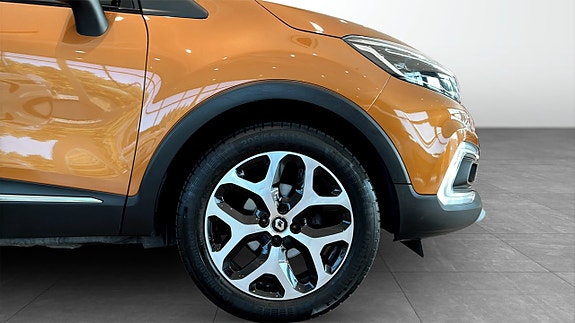 Renault Captur 9 of 9