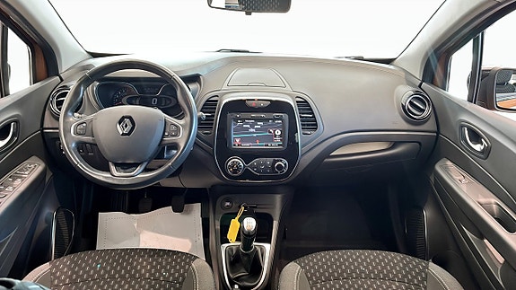 Renault Captur 4 of 9