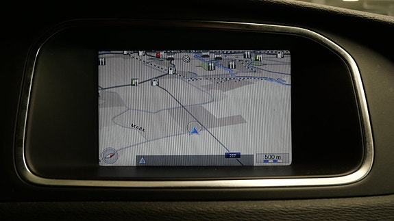 Volvo V40 12 of 17