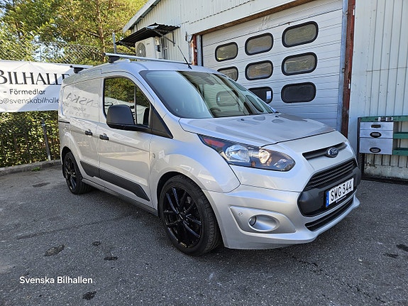Ford Transit Connect 3 of 23